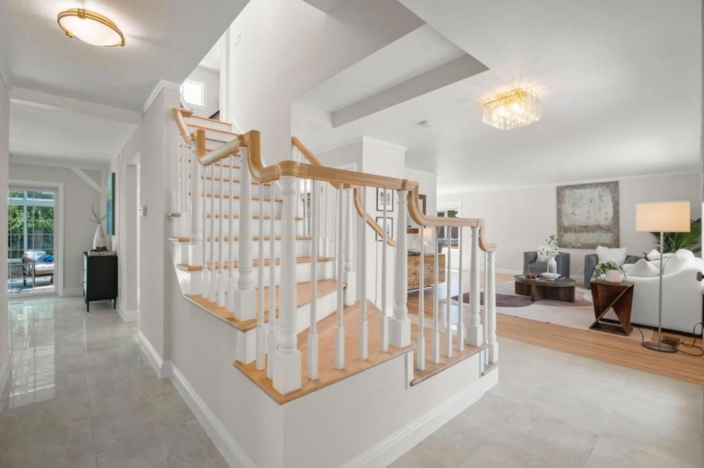 Image 12 of property listing at 1092 Fuchsia Drive, Sunnyvale, CA 94086