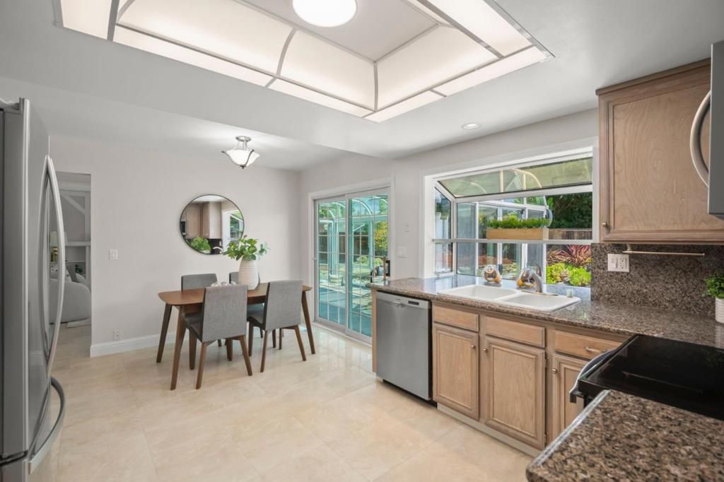 Image 21 of property listing at 1092 Fuchsia Drive, Sunnyvale, CA 94086
