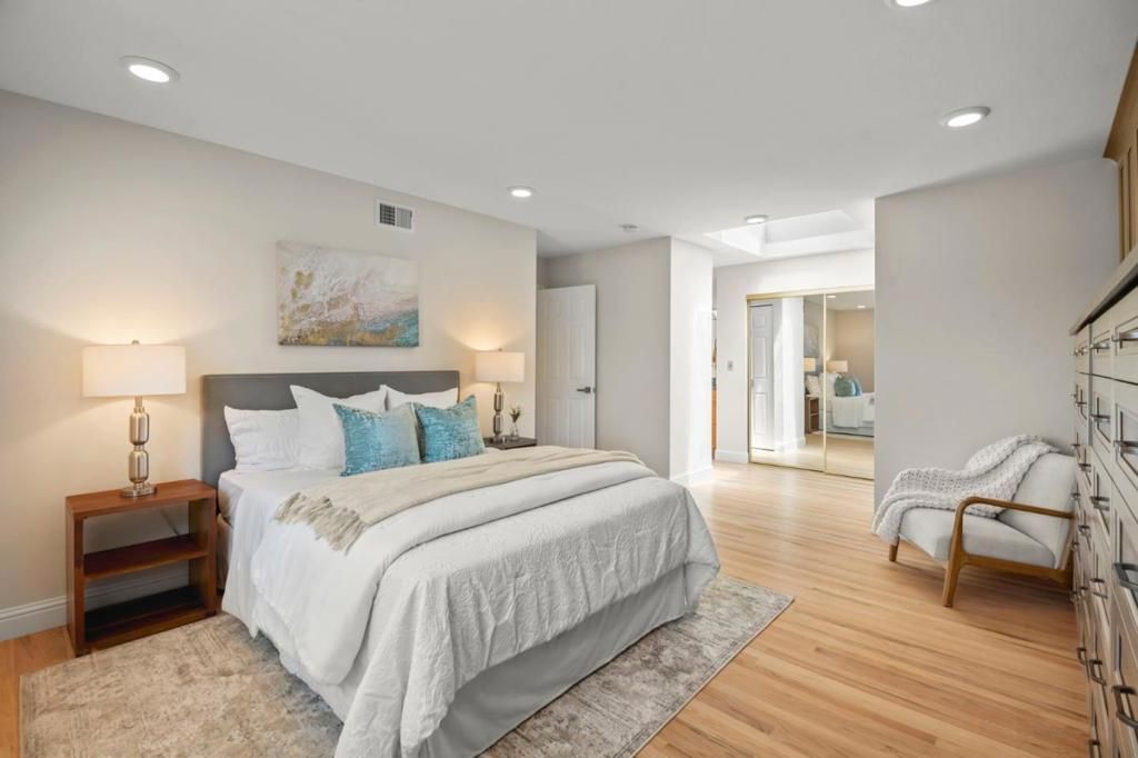 Image 32 of property listing at 1092 Fuchsia Drive, Sunnyvale, CA 94086