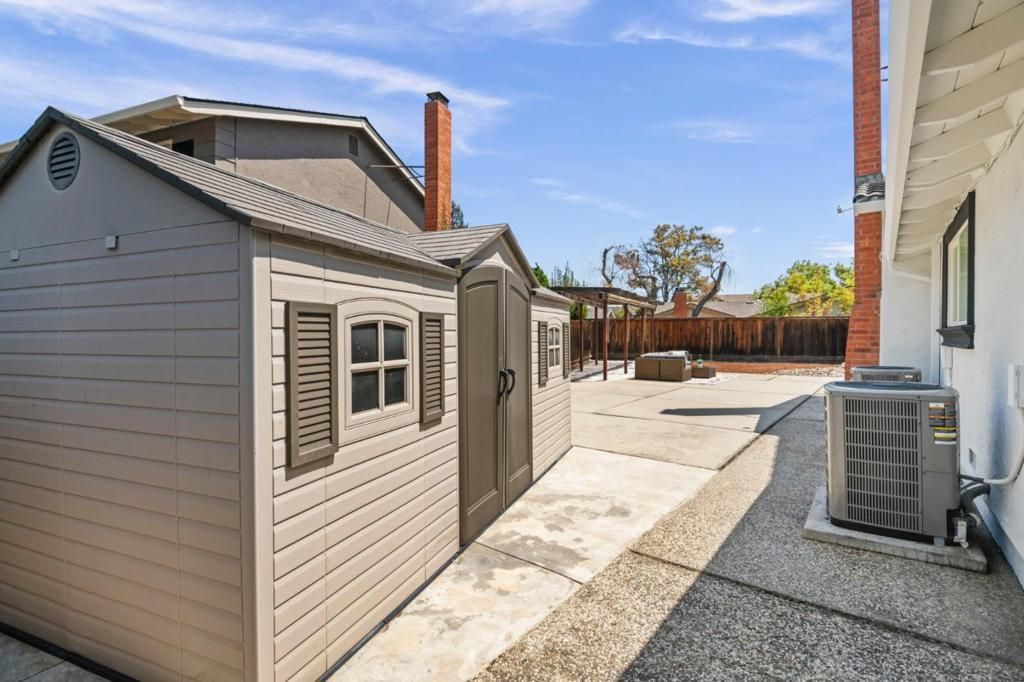 Image 56 of property listing at 1092 Fuchsia Drive, Sunnyvale, CA 94086