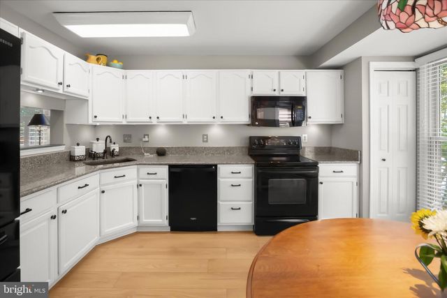 5936 CEDAR FERN CT, Columbia, MD 21044