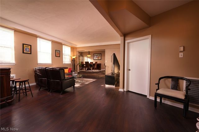 13800 Fairhill Road 101, Shaker Heights, OH 44120
