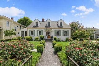 501 E 41st Street, Savannah, GA 31401