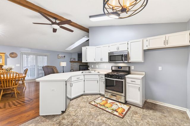 206 Woodcliff Way, Bedford, IN 47421