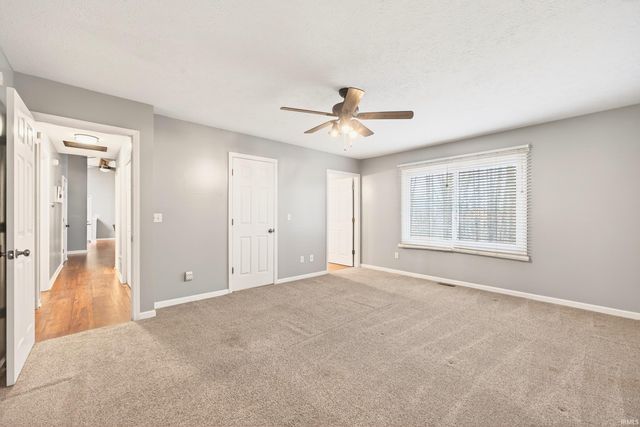 206 Woodcliff Way, Bedford, IN 47421