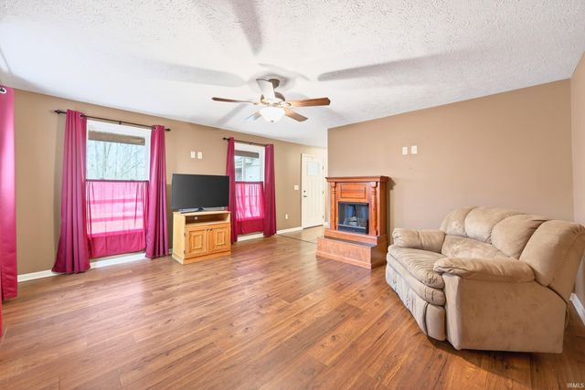 206 Woodcliff Way, Bedford, IN 47421