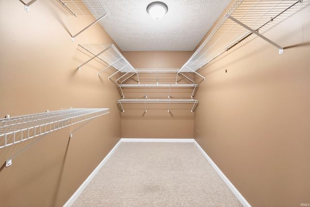 206 Woodcliff Way, Bedford, IN 47421