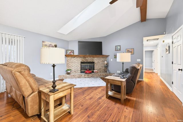 206 Woodcliff Way, Bedford, IN 47421