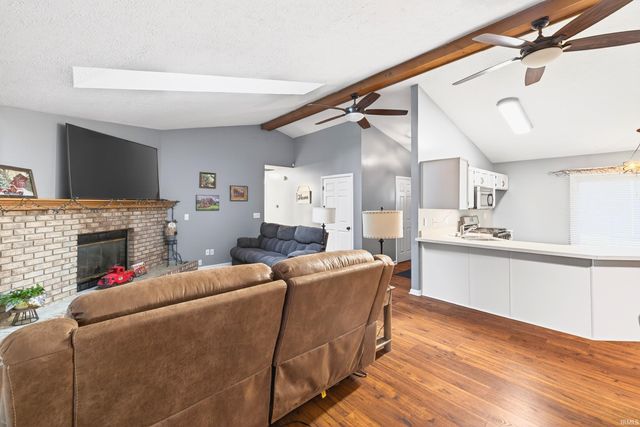 206 Woodcliff Way, Bedford, IN 47421