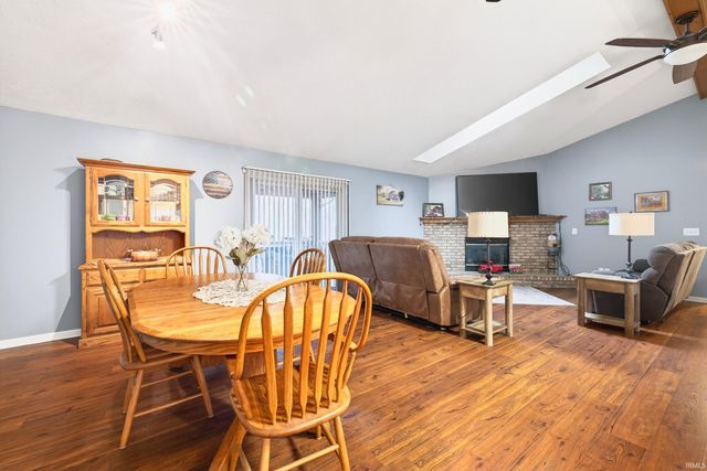 206 Woodcliff Way, Bedford, IN 47421