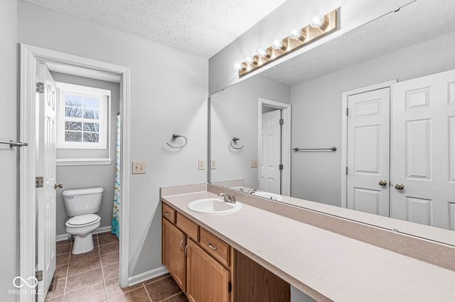 13069 Sinclair Place, Fishers, IN 46038