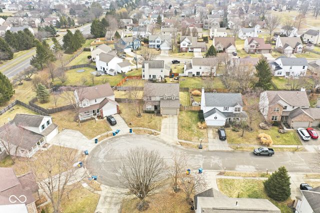 13069 Sinclair Place, Fishers, IN 46038