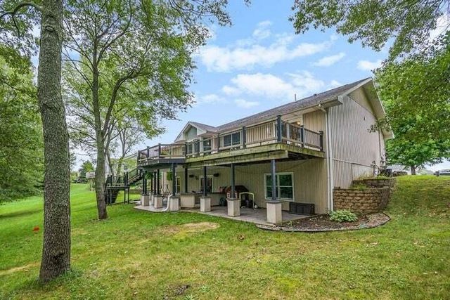 54060 W Ridgeview Circle, Paw Paw, MI 49079