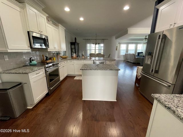 1351 Ogelthorp Drive NW, Calabash, NC 28467