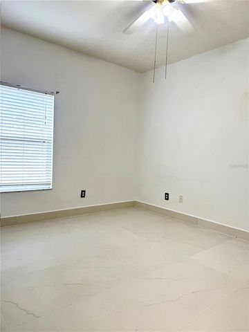1945 MARSH HAWK DR., Orlando, FL 32837
