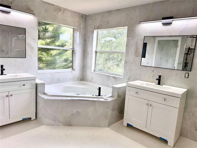 1945 MARSH HAWK DR., Orlando, FL 32837