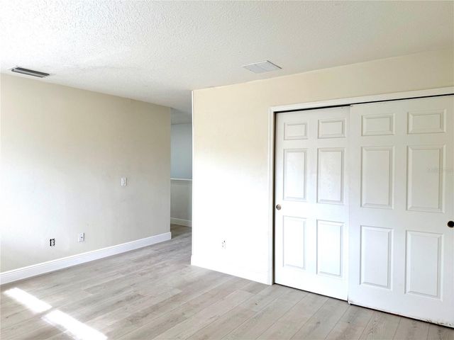 1945 MARSH HAWK DR., Orlando, FL 32837
