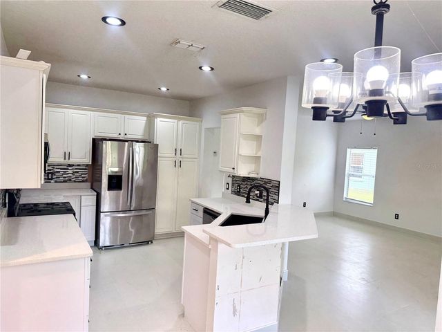 1945 MARSH HAWK DR., Orlando, FL 32837