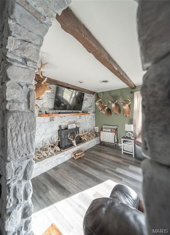 18325 State Route O, Rolla, MO 65401