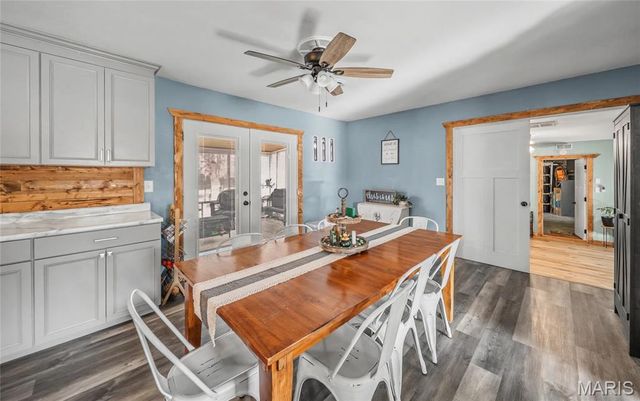 18325 State Route O, Rolla, MO 65401