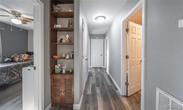 18325 State Route O, Rolla, MO 65401