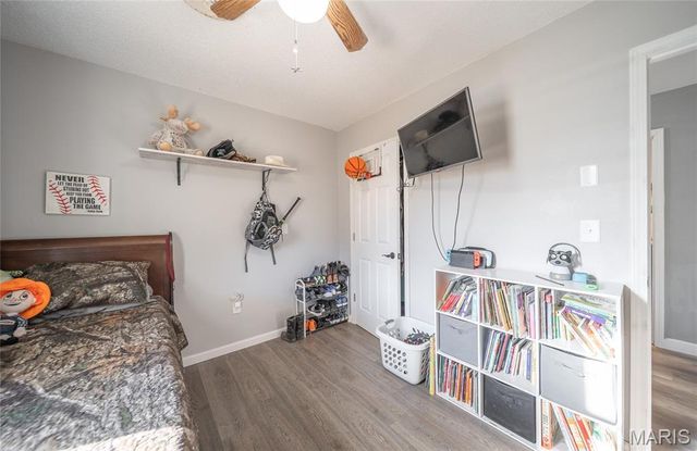 18325 State Route O, Rolla, MO 65401