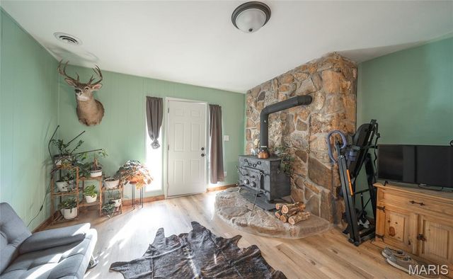 18325 State Route O, Rolla, MO 65401