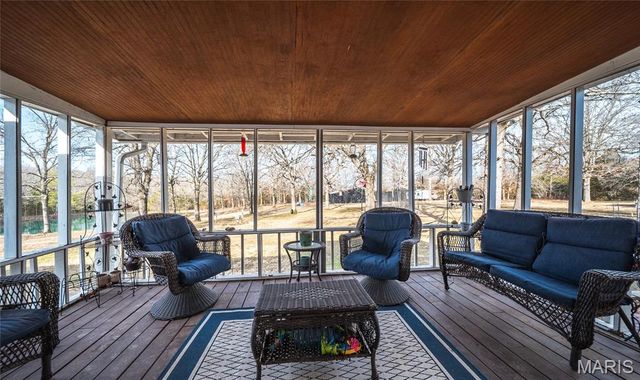 18325 State Route O, Rolla, MO 65401