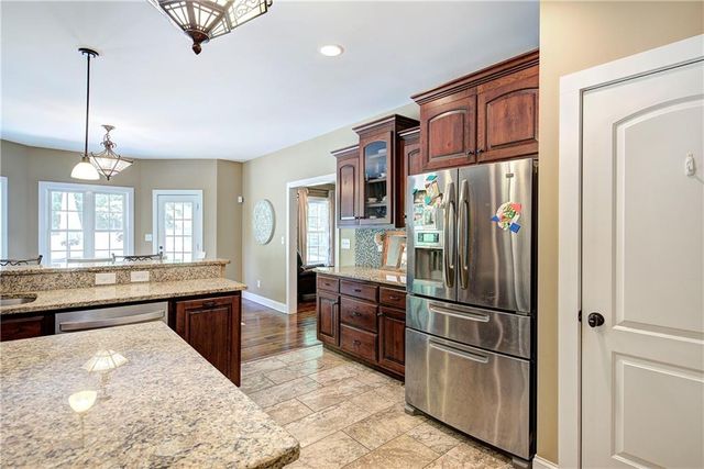 41 McClure Drive NW, Cartersville, GA 30120