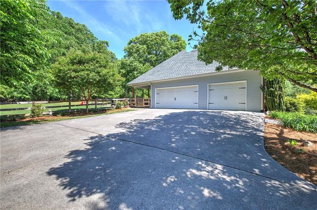 41 McClure Drive NW, Cartersville, GA 30120