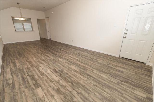 75 Santa Barbara Drive, Manvel, TX 77578