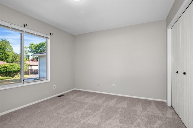 2955 Englewood Avenue, Grand Rapids, MI 49508