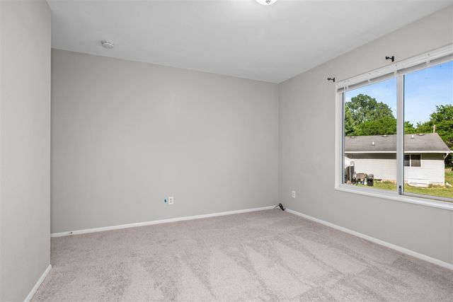 2955 Englewood Avenue, Grand Rapids, MI 49508