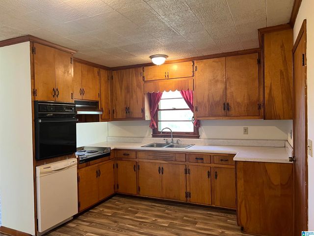 129 WOODLAND DRIVE, Talladega, AL 35160