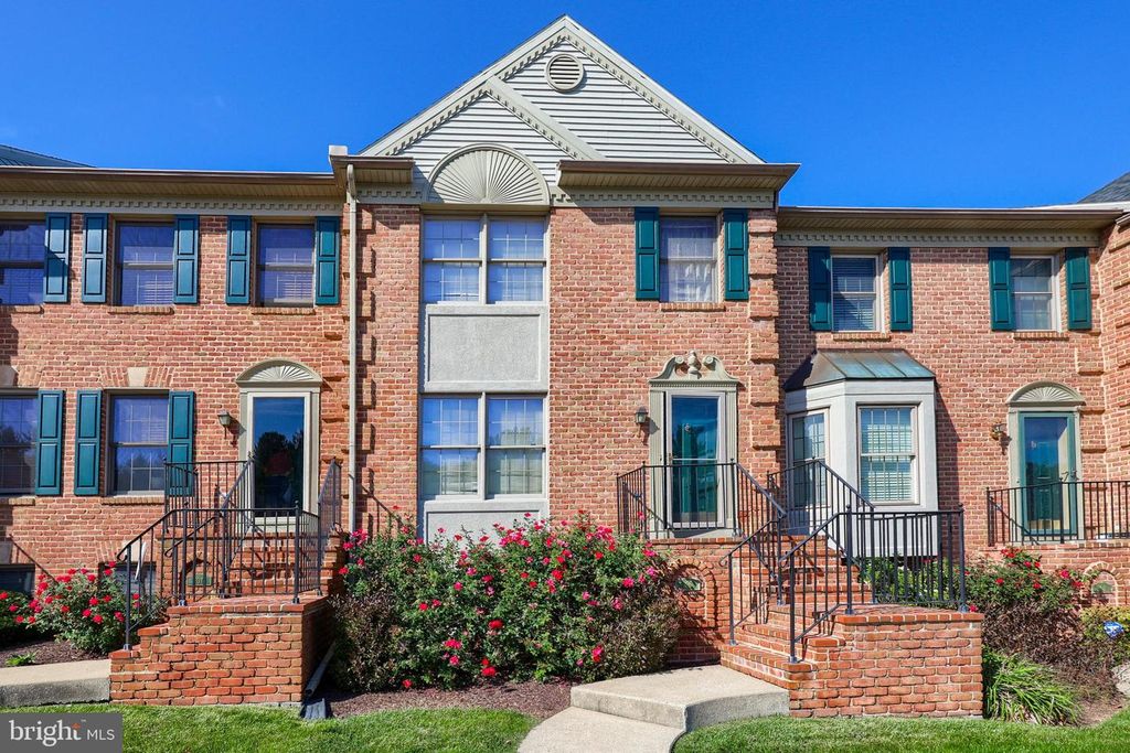 105 COBBLESTONE LN, Lancaster, PA 17601