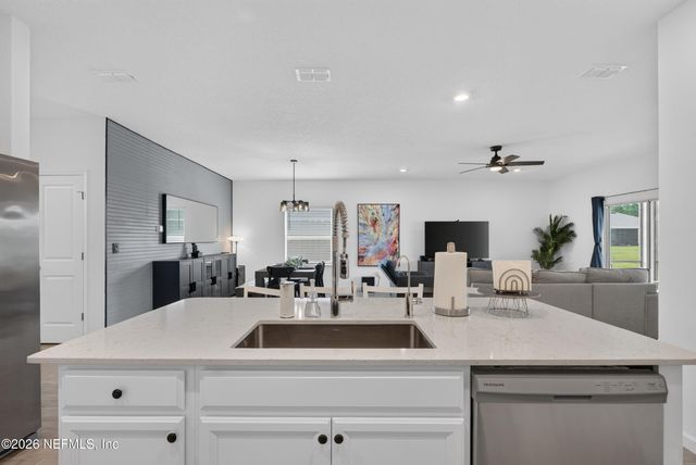 7624 CATNIP Lane, Jacksonville, FL 32219