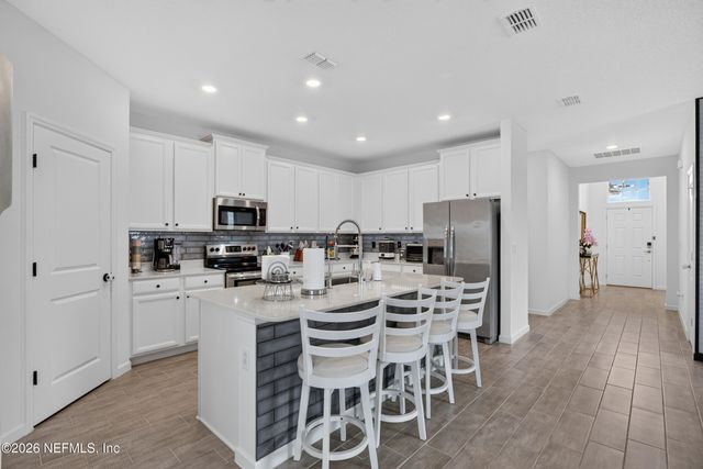 7624 CATNIP Lane, Jacksonville, FL 32219