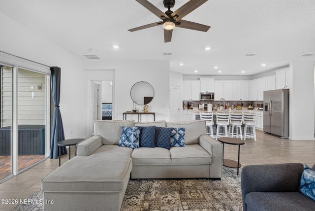 7624 CATNIP Lane, Jacksonville, FL 32219