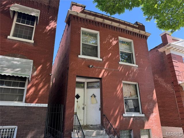 2833 Sidney Street, St Louis, MO 63104