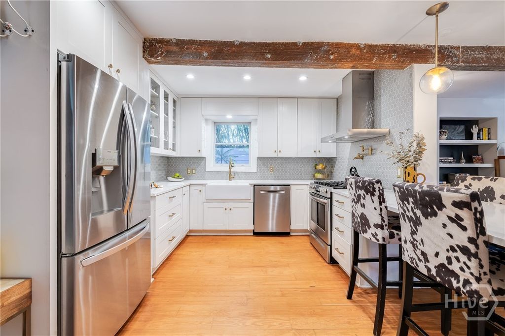 Image 11 of property listing at 3808 Harmon Street, Savannah, GA 31405