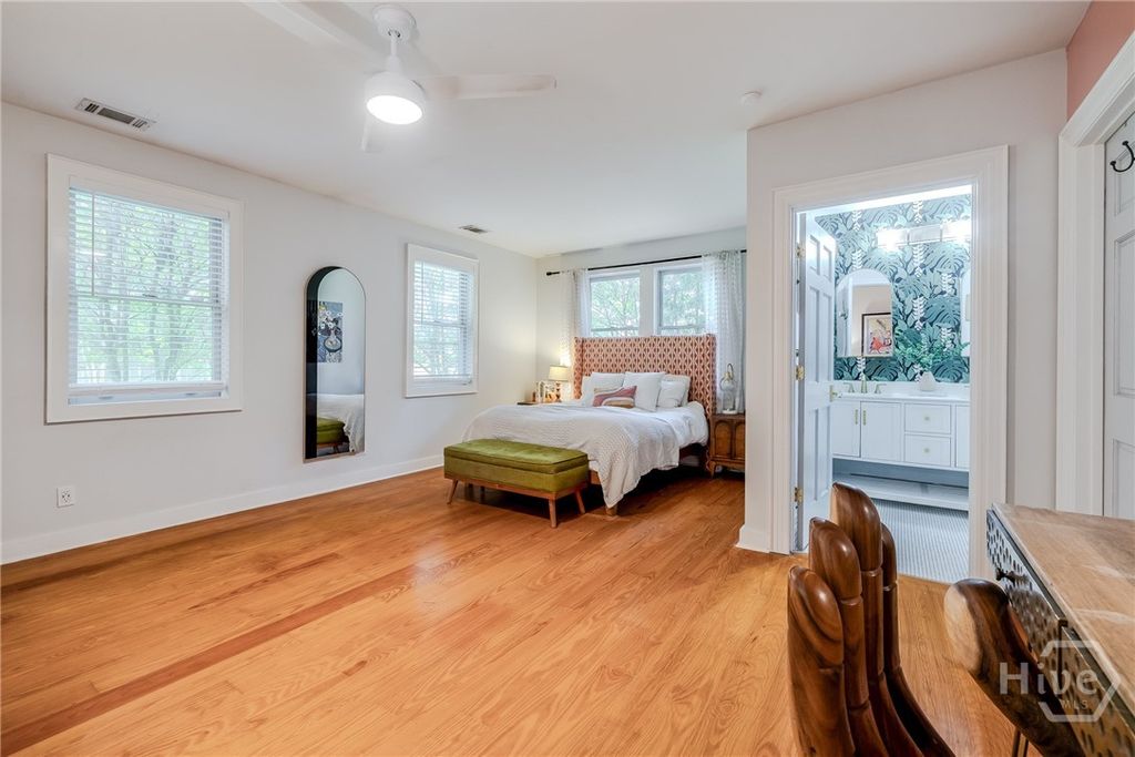 Image 23 of property listing at 3808 Harmon Street, Savannah, GA 31405