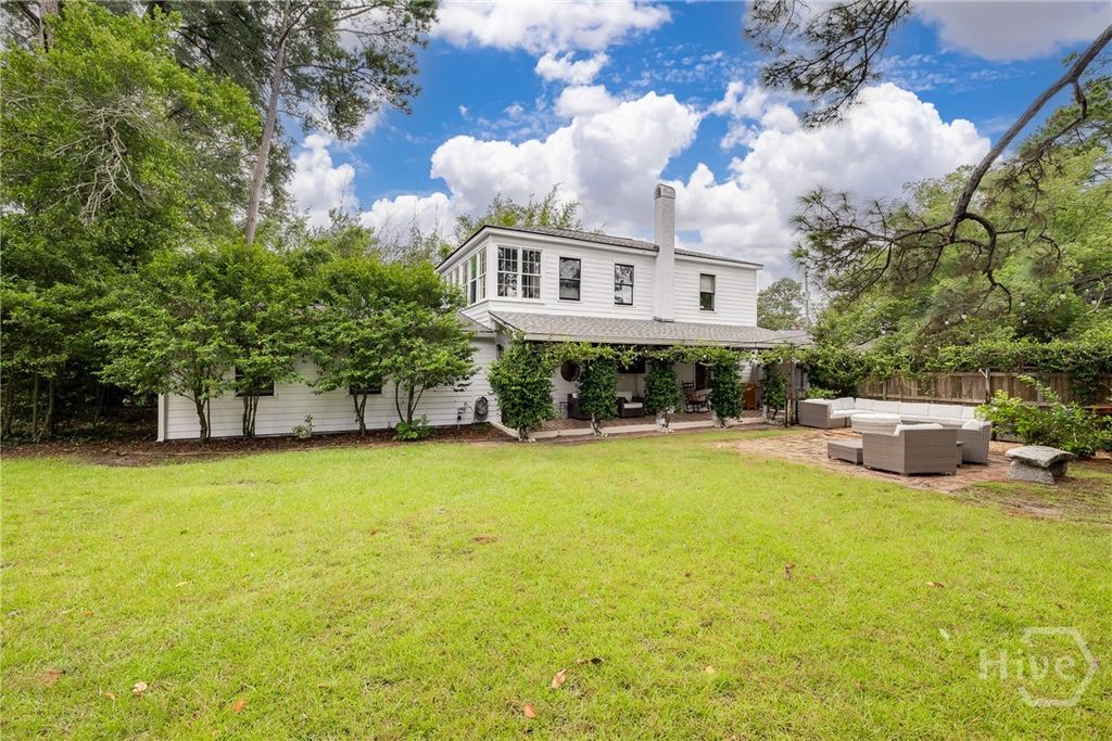 Image 3 of property listing at 3808 Harmon Street, Savannah, GA 31405