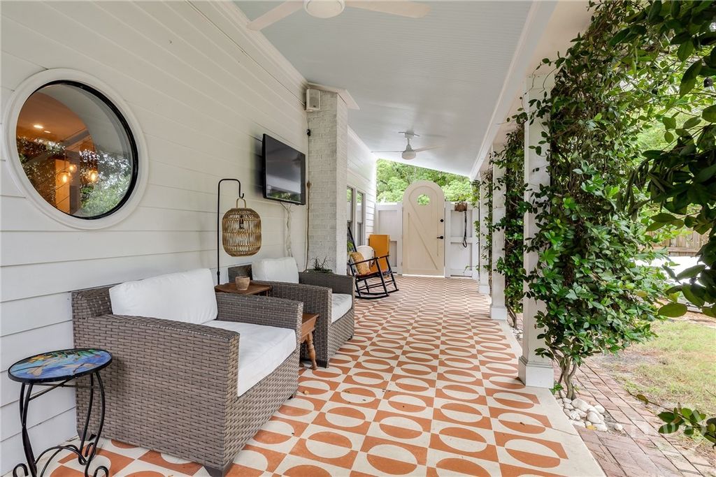 Image 37 of property listing at 3808 Harmon Street, Savannah, GA 31405