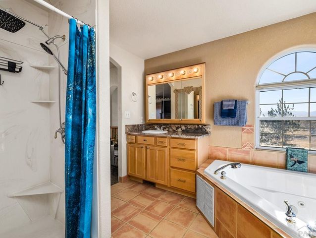 1294 S Yerba Santa Dr, Pueblo West, CO 81007