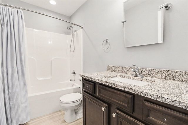 2742 Brooklyn Drive, Ypsilanti, MI 48198