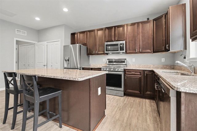 2742 Brooklyn Drive, Ypsilanti, MI 48198