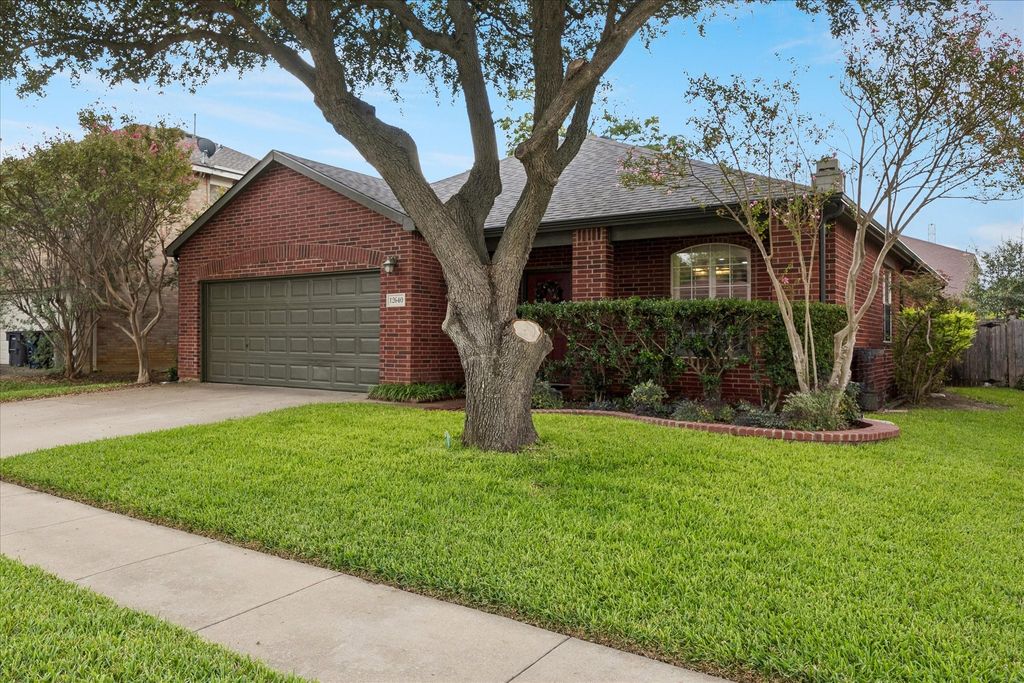 12640 Black Cherry Lane, Fort Worth, TX 76040 — photo 2