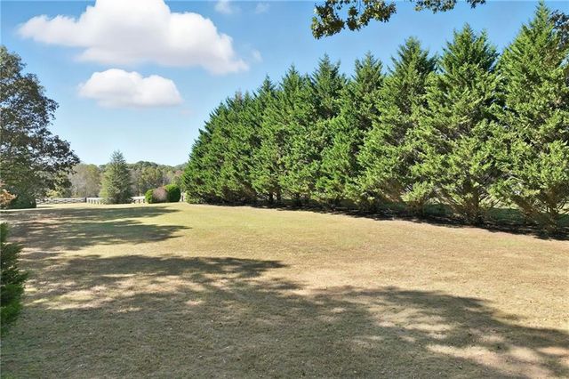 6752 Shoal Creek Road, Clermont, GA 30527