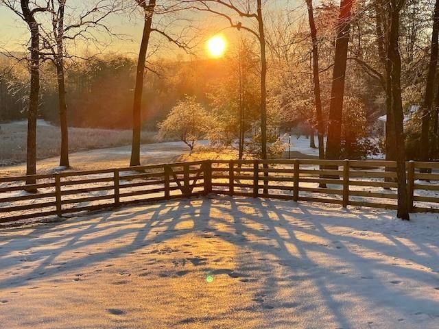 6752 Shoal Creek Road, Clermont, GA 30527