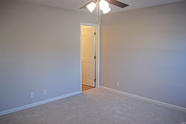 1852 Sandal Way, Newburgh, IN 47630